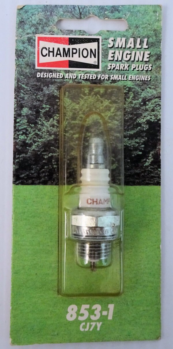 Champion CJ7Y 853 Spark Plug Fit Small Engines NOS